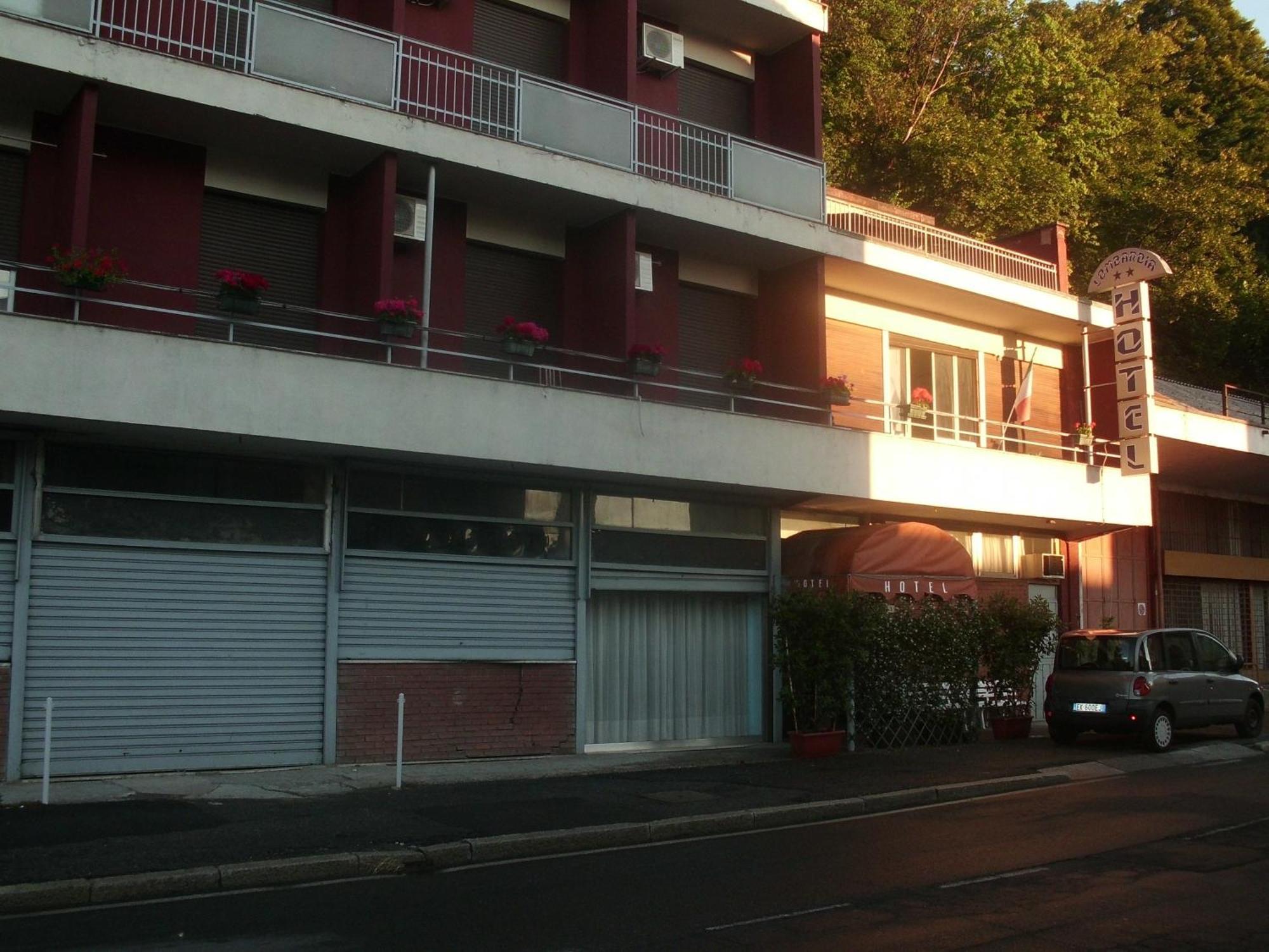 Hotel Lombardia Seveso Exterior foto